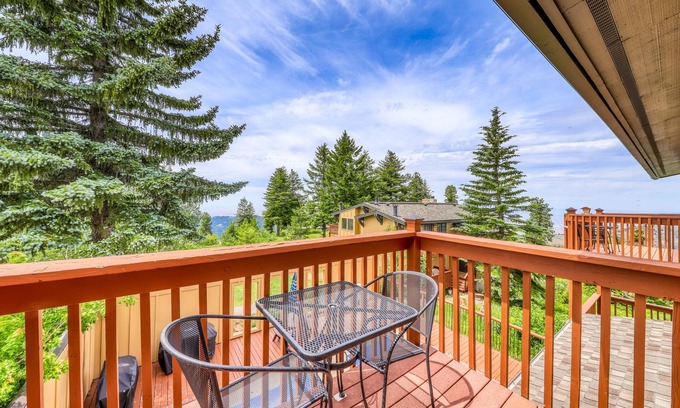 Boise Condo | Inviting Mountain Condo - Ski Access & Family-Friendly Amenities