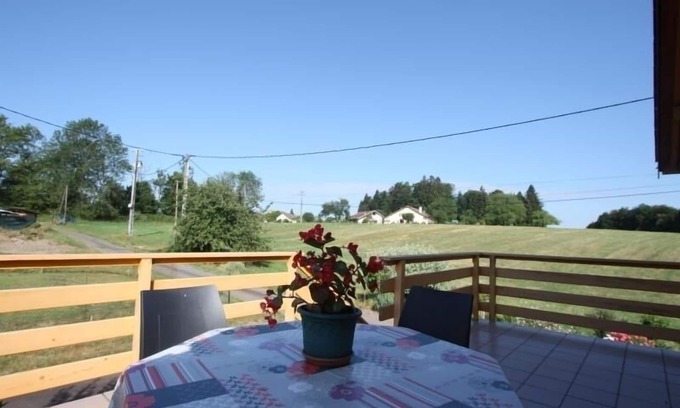 Le Val-d'Ajol Apartment | Cozy Gite Le Val-d'Ajol: Pet-Friendly Retreat with Spa
