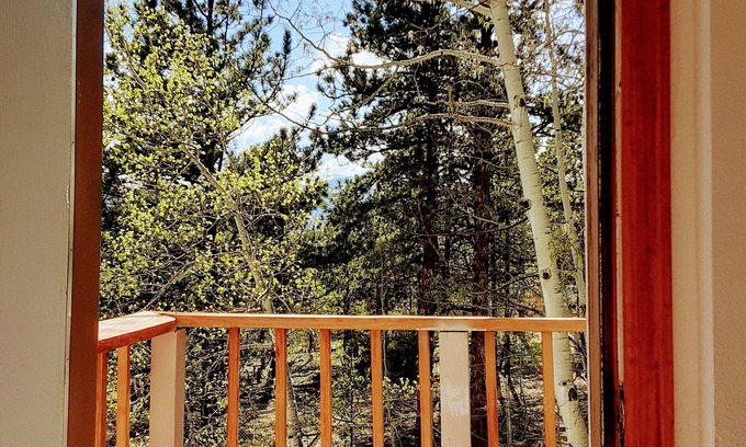 Bailey House | Charming Mountain Retreat with Family-Friendly Amenities
