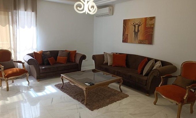 Ennasr Apartment | Cozy New Appart Ennasr: Family and Pet-Friendly Retreat