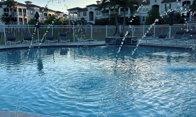 Ocoee Apartment | Inviting Orlando Oasis with Pool, WiFi & Park Proximity