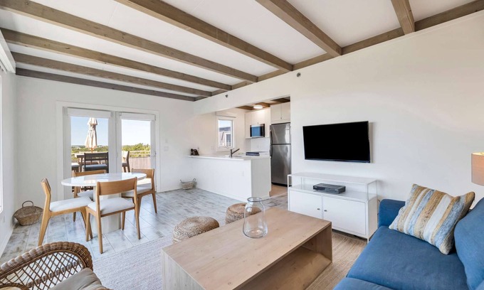 Napeague Apartment | Beachside 2BR Home with Pool & Ocean Views for Families