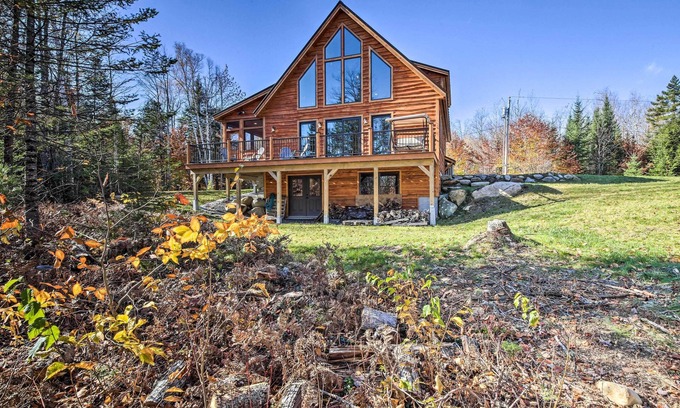 New Vineyard Cabin | Tranquil Waterfront Cabin Retreat on Porter Lake