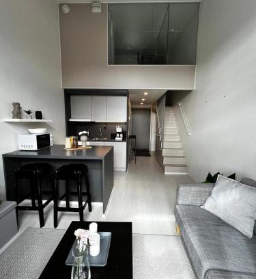 Aviapolis Apartment | Inviting Penthouse Loft Ideal for Family Getaways