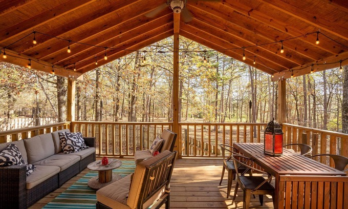 Quitman House | Inviting Pet-Friendly Retreat Steps from GFL with Pool