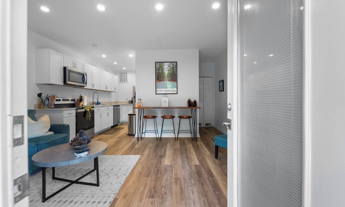 Pinehurst Apartment | Inviting Pinehurst 2BR Apartment with Firepit & Hot Tub