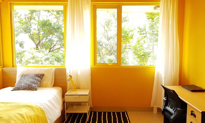 Pagedangan House | Cozy Foresta Primavera: Pool, Spa & Breakfast Near AEON Mall