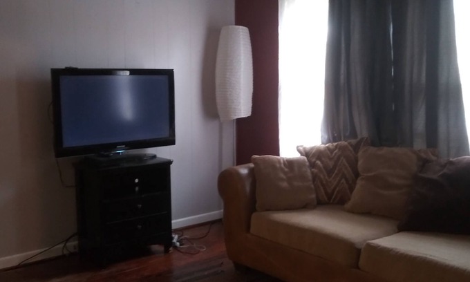 Woodville Apartment | Relaxing Getaway with Kitchen Amenities Await You