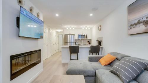 Southeast Calgary Apartment | Cozy place to stay in south Calgary