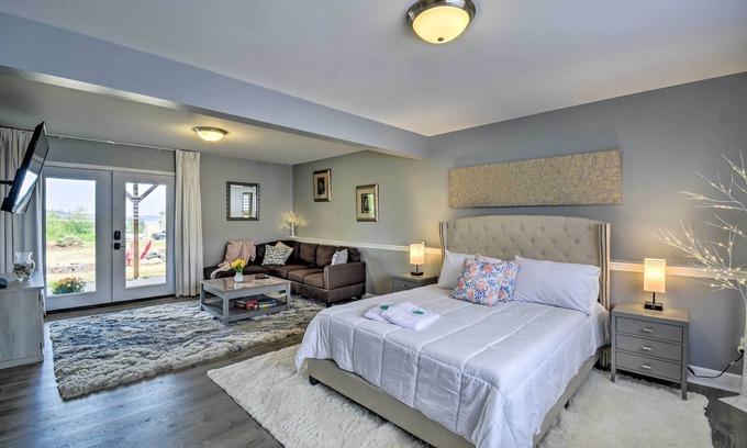 South Colby Apartment | Charming Port Orchard Home with Grill & Fire Pit Retreat