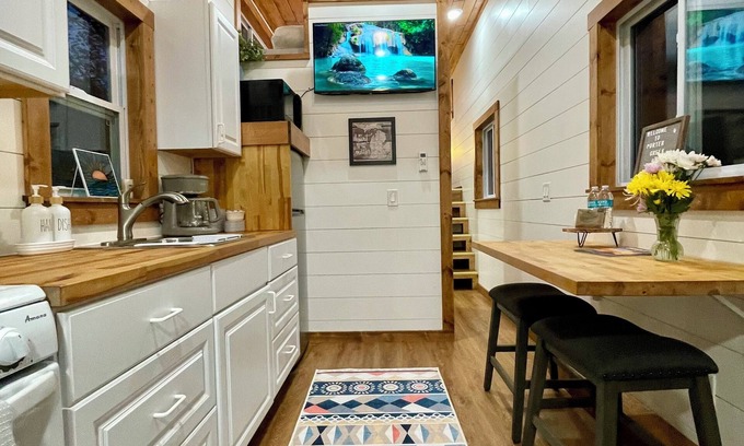 Boyne City House | Inviting Porter Creek Retreat - 5 Miles from Downtown