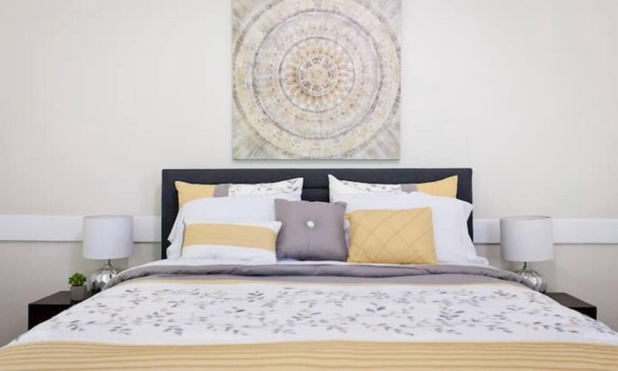 Cincinnati Apartment | Private Apartment with Hot Tub & Free Parking - 10/10 Rated