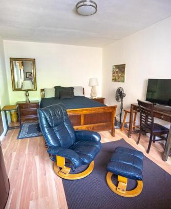 Mar Vista House | Inviting Private Guest House – 4-Star Stay with High Ratings