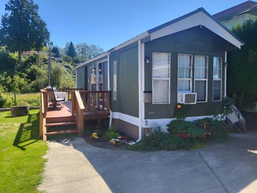 Birch Bay House | Cozy Guest House with Ocean View and Fast Internet Access