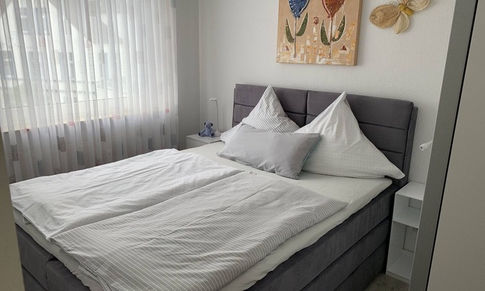 Norderney Apartment | Tranquil Oceanfront Retreat with Pool, Steps from the Beach