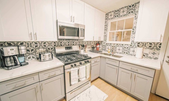 Tyler House | Charming Retreat on Ferdell with Pet-Friendly Amenities