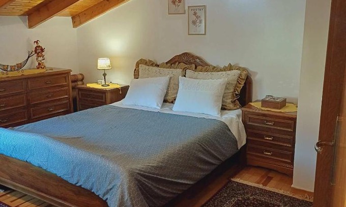 Ioannina Apartment | Inviting Roof Retreat: Child-Friendly, Guest Rated 10/10