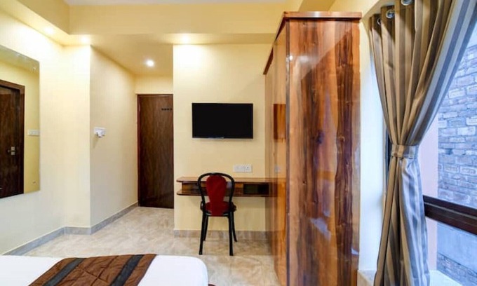 New Town Apartment | Budget-Friendly Rooms with Spa and Breakfast in New Town