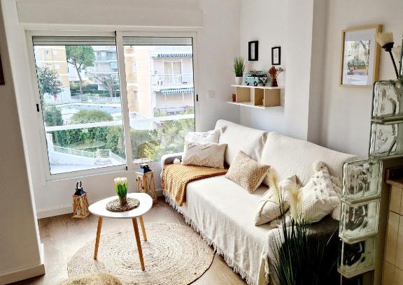 Playa Pobla de Farnals Apartment | Cozy Rustic Home with Ocean View and Pool Access
