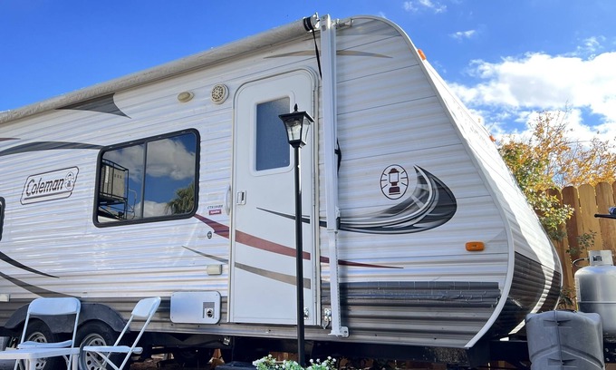 Paradise House | Family-Friendly RV: Your Cozy Getaway Near Everything!