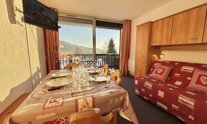 Notre-Dame-de-Bellecombe Apartment | Cozy Apartment Notre-Dame-de-Bellecombe with Pool & Spa