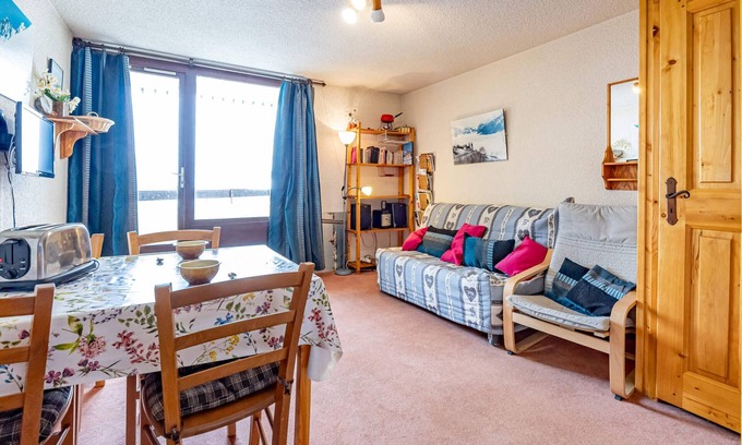 Montgellafrey Apartment | Cozy Ski-in/Ski-out Studio, Balcony, Sleeps 4, Foot of the Slopes, Stunning Views