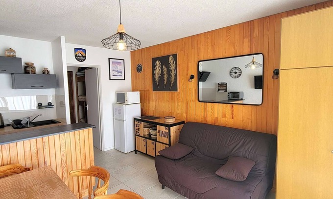 Saint-Michel-de-Chaillol Apartment | Cozy Studio Saint-Michel-de-Chaillol for 4 Guests