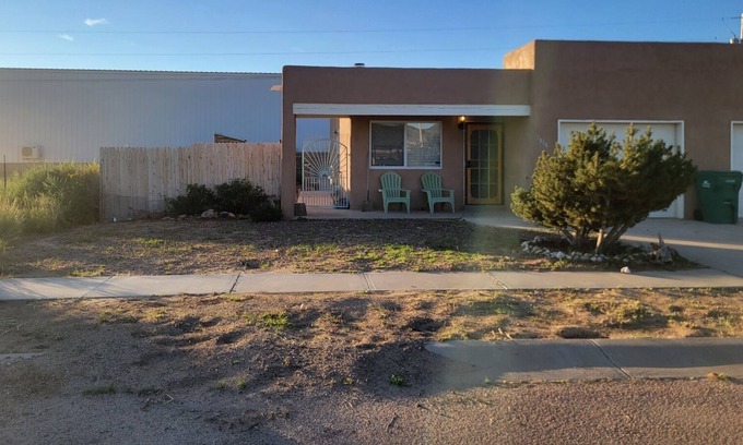 Grants Condo | Inviting Santa Fe Condo Near Trails - Rated 10/10
