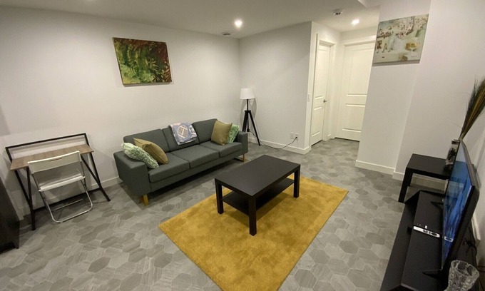 Southeast Calgary Apartment | Inviting SE Apartment with Lake View and Family Amenities