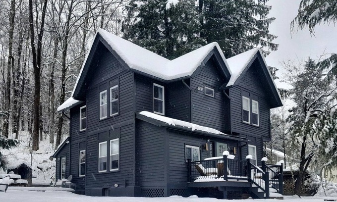 Arkville Cottage | Inviting Ski House Retreat Near Belleayre Mountain Resort