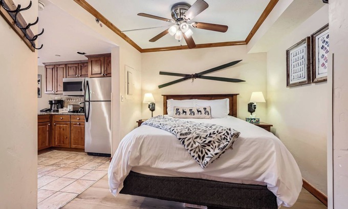 Peak 9 Apartment | Unforgettable Ski-In, Ski-Out Studio - Pet Friendly Retreat