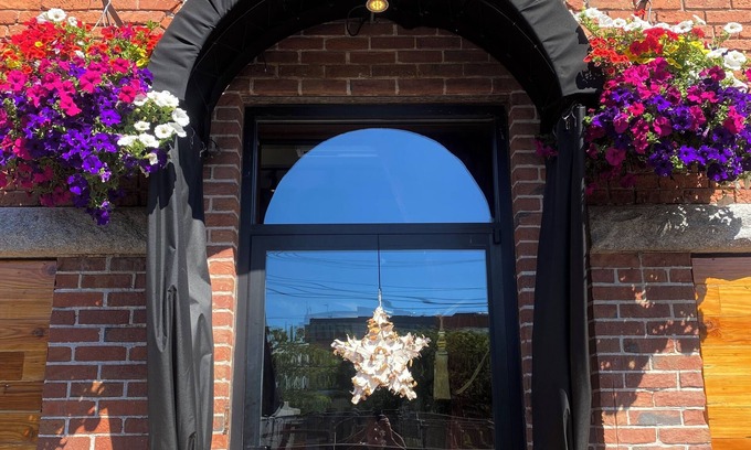 Industrial District Apartment | Cozy spa suite in Seattle's SODO area with free WiFi