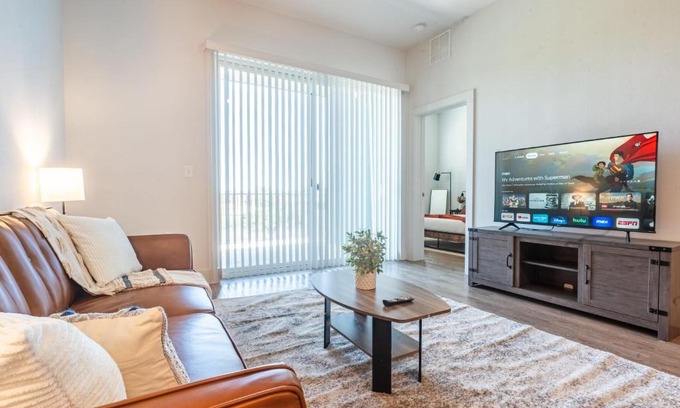 Pflugerville Apartment | Inviting 1BR Retreat with Pool & Gym in Pflugerville