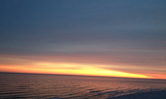 Orange Beach House | Ideal Beach Getaway with Pool, Spa & Family Amenities