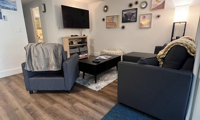 Stratton Mountain Condo | Inviting Stratton Hideaway: Pet Friendly & Family Ready