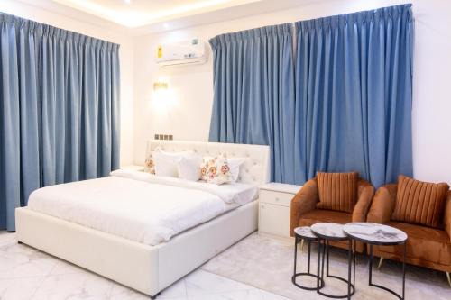 Teshie Apartment | Pet-Friendly Studio Apartment near East Airport, Rated 10/10