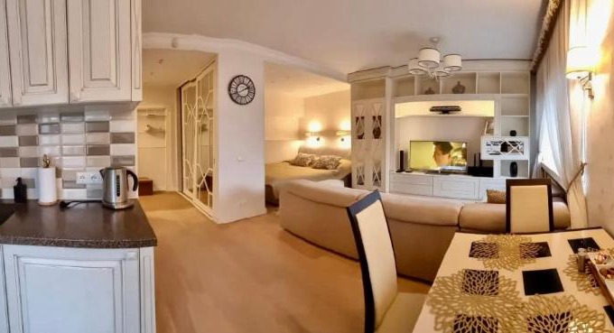 Centrs Apartment | Charming Studio Apartment in Central Riga – Pet Friendly & Rated 9.6