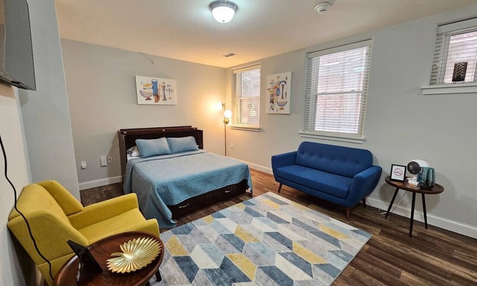Champaign Apartment | Inviting Studio at the Historic Inman - Pet Friendly & Accessible