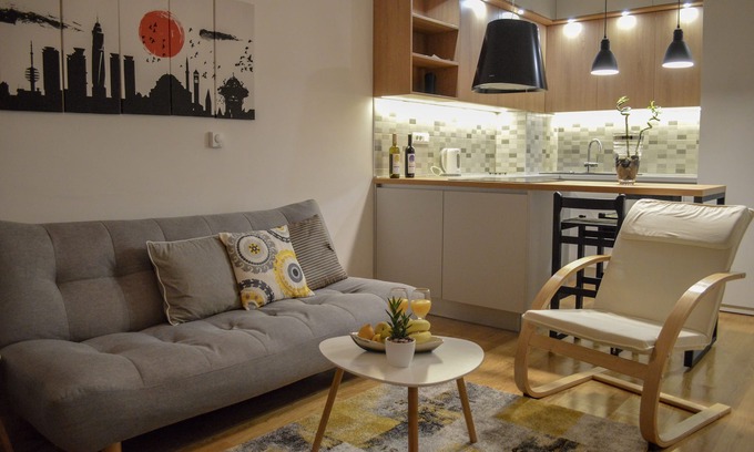 Alipasin Most Apartment | Inviting Studio in a New Residential Area with Pool