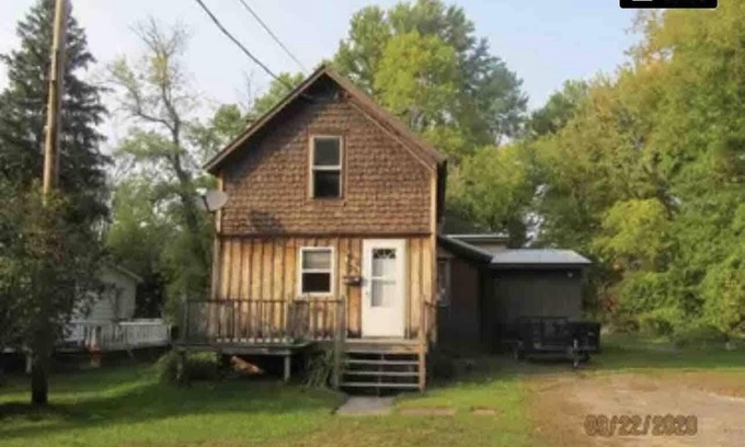 Potsdam Apartment | Comfortable Downtown Potsdam Studio for Family Getaways