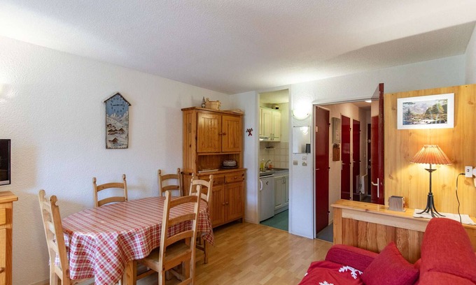 La Mongie Apartment | Cozy Apartment La Mongie: Studio Flat for 5 Guests