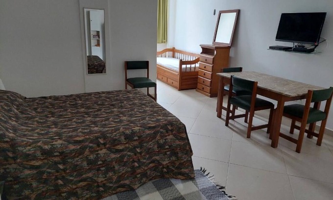 Copacabana Apartment | Charming Studio in Copacabana with Ocean Views & Pool