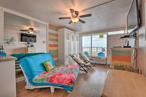Ormond Beach Apartment | Oceanfront Studio with Pool and Breathtaking Ocean Views