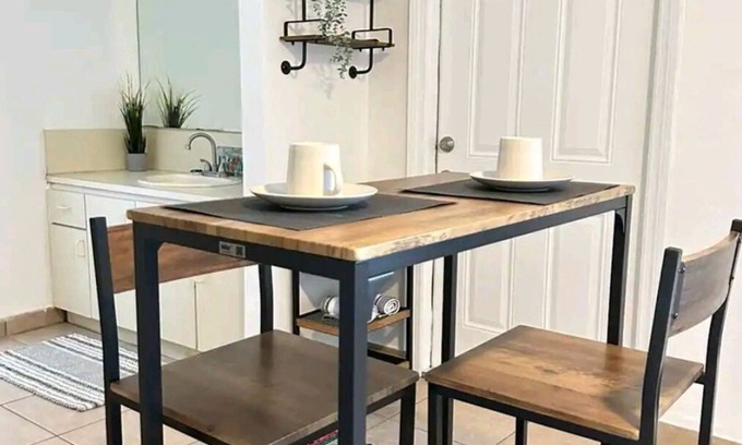 Ojus House | Inviting Room in Aventura with Spa and Pet-Friendly Perks