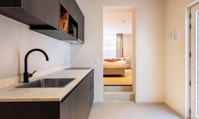 Ghent City Centre Apartment | Cozy Studio Retreat in Heart of Ghent
