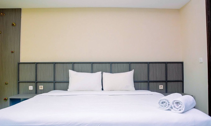 Mampang Prapatan Apartment | Inviting Studio Room at Nine Residence Apartment with Pool