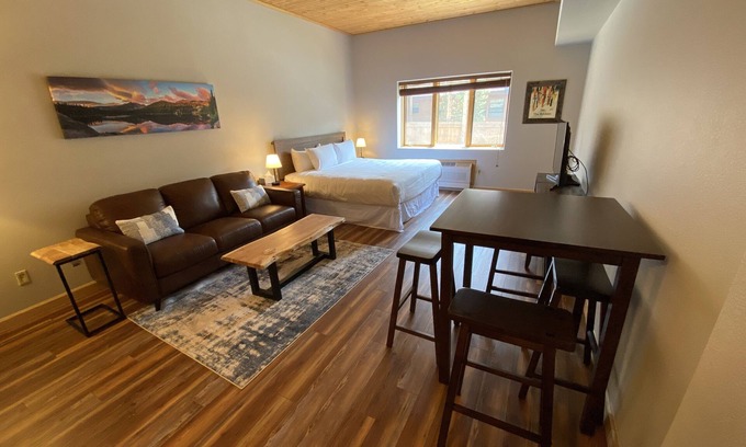 Mountain House Condo | Stylish Studio Steps from River Run Activities & Amenities