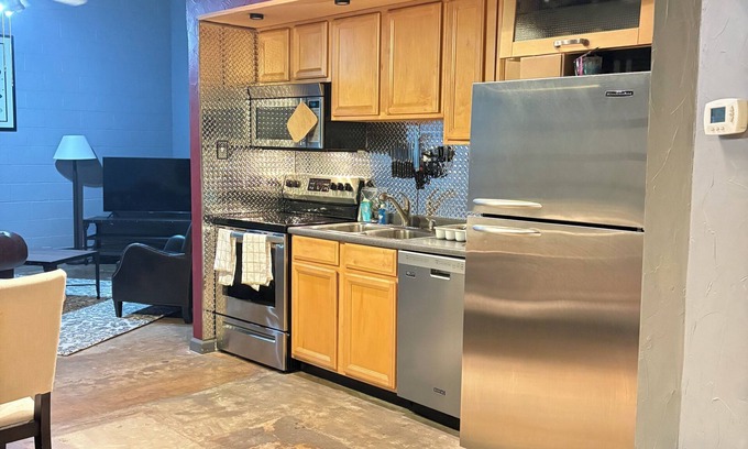 Deep Ellum Condo | Cozy, Stylish, 1-bedroom industrial loft in the heart of Deep Ellum.
