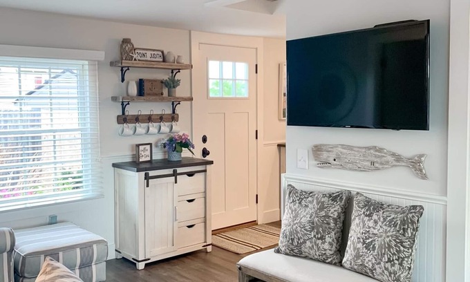 Point Judith House | Cozy Summer Cottage with Ocean View Near Narragansett Beaches