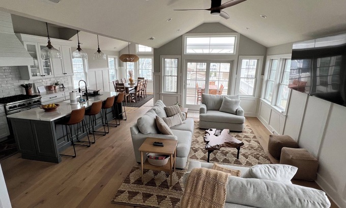 Surf City House | Inviting Surf City Beach House with Pool & Ocean Views